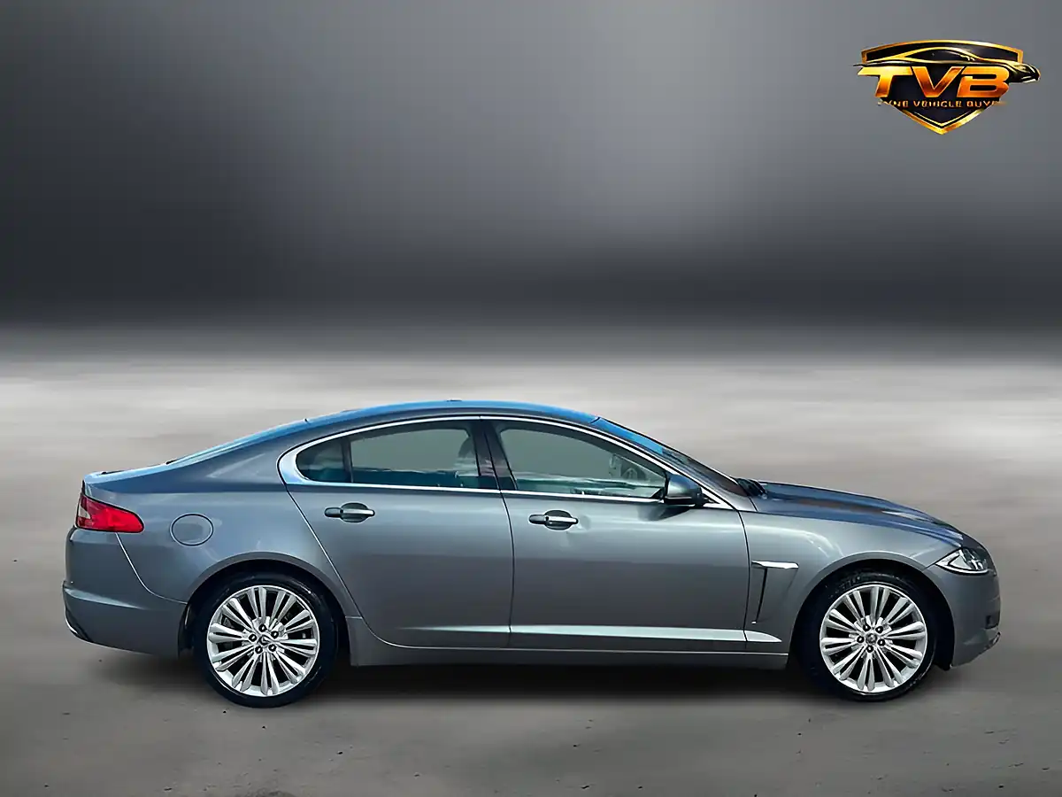 Used 2012 Jaguar Xf Portfolio Lunar Grey - Interior and Exterior details 2
