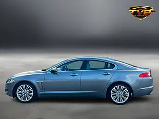 Used 2012 Jaguar Xf Portfolio Lunar Grey - Interior and Exterior details 7
