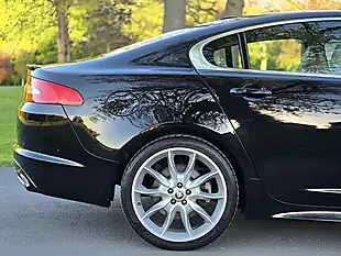 Used 2012 Jaguar Xf Premium Luxury Black - Interior and Exterior details 15