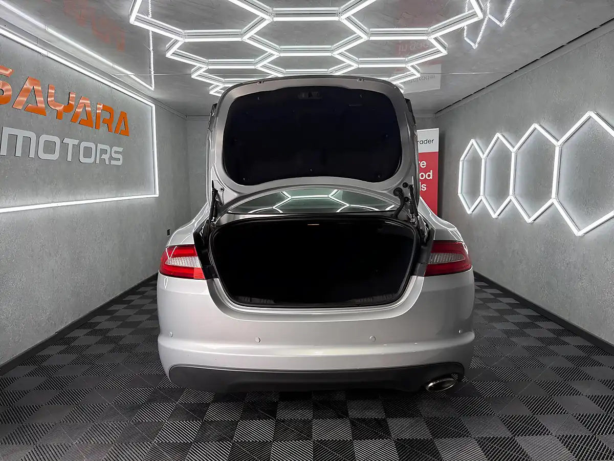 Used 2012 Jaguar Xf Premium Luxury Silver - Interior and Exterior details 14
