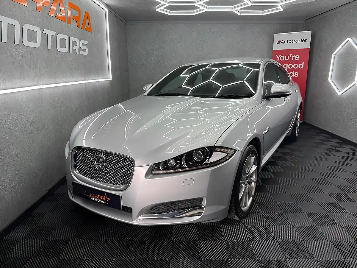 Used 2012 Jaguar Xf Premium Luxury Silver - Interior and Exterior details 7