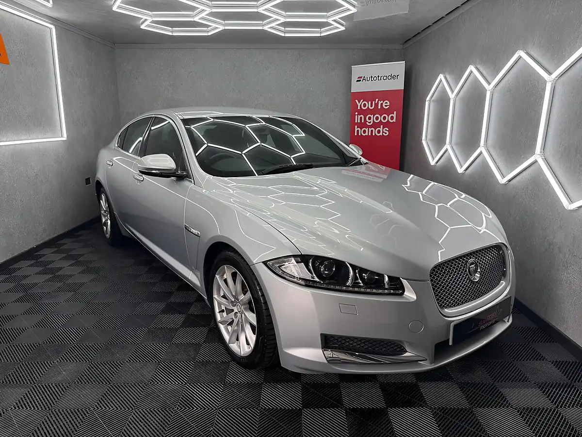 Used 2012 Jaguar Xf Premium Luxury Silver - Interior and Exterior details 8