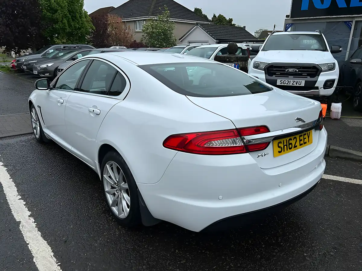 Used 2012 Jaguar Xf Premium Luxury White - Interior and Exterior details 3