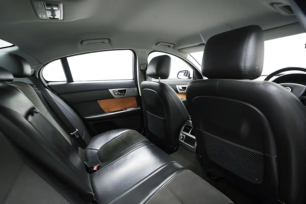 Used 2012 Jaguar Xf Se Business Silver - Interior and Exterior details 12