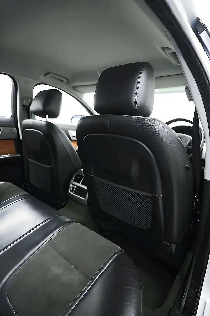 Used 2012 Jaguar Xf Se Business Silver - Interior and Exterior details 13