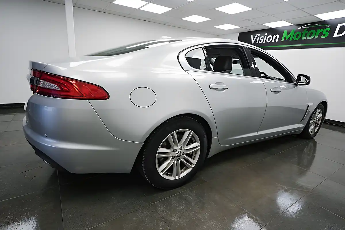 Used 2012 Jaguar Xf Se Business Silver - Interior and Exterior details 3