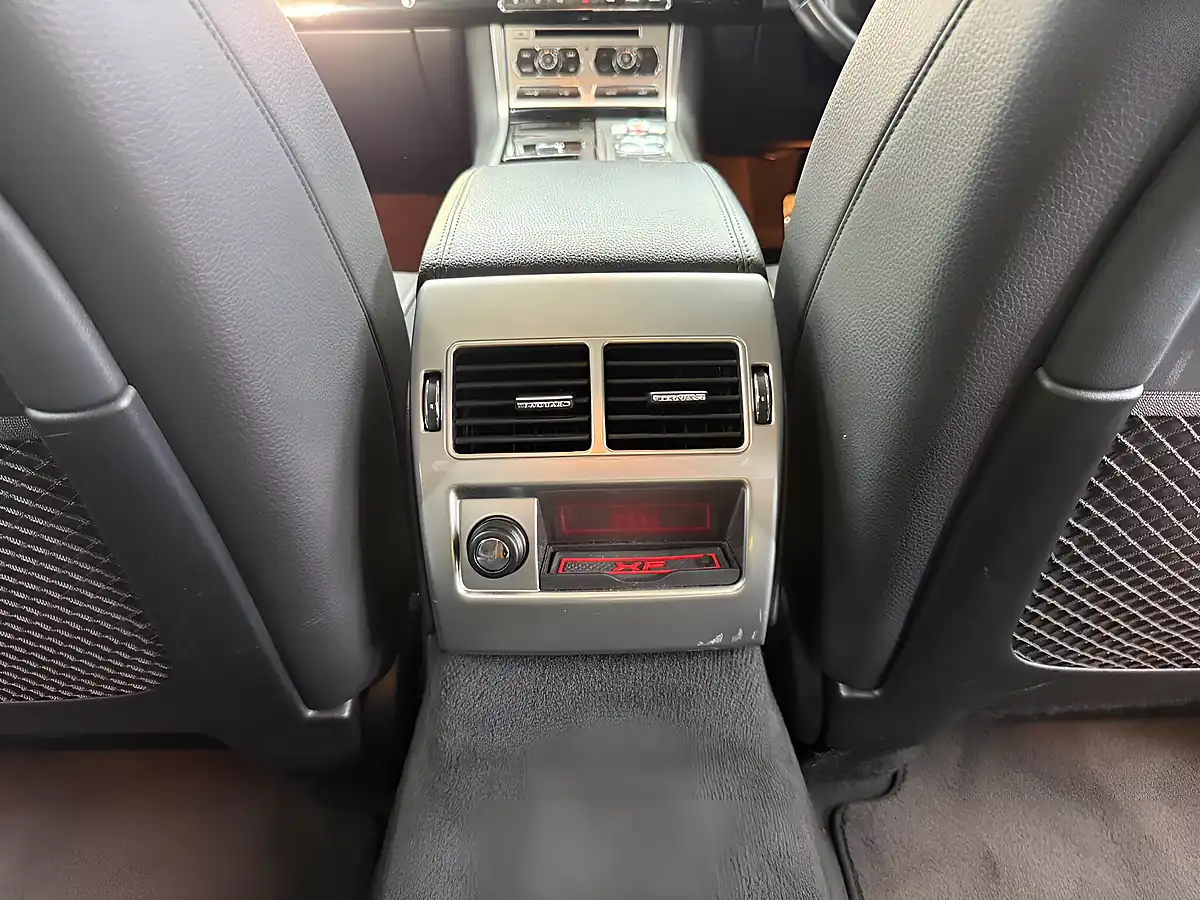 Used 2012 Jaguar Xf Sport Black - Interior and Exterior details 17