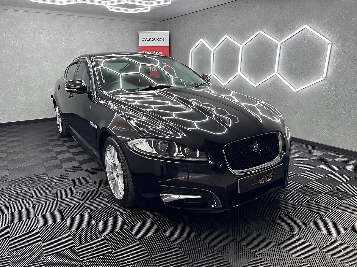 Used 2012 Jaguar Xf Sport Black - Interior and Exterior details 4