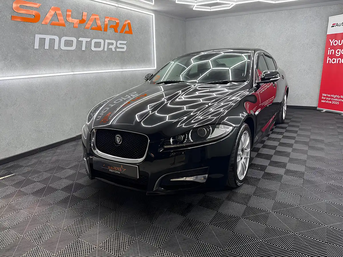 Used 2012 Jaguar Xf Sport Black - Interior and Exterior details 6