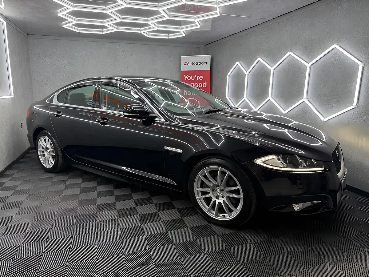Used 2012 Jaguar Xf Sport Black - Interior and Exterior details 7