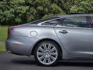 Used 2012 Jaguar Xj Portfolio Grey - Interior and Exterior details 13