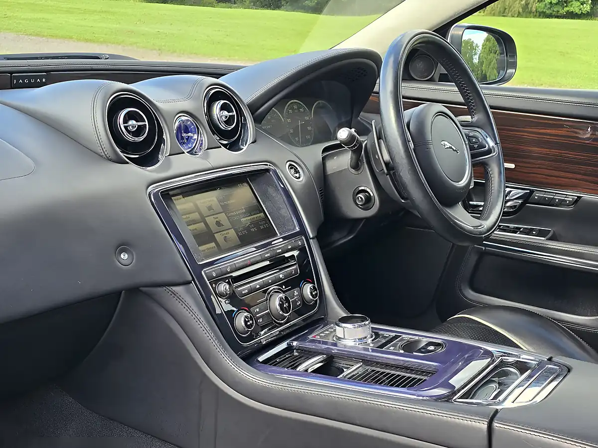 Used 2012 Jaguar Xj Portfolio Grey - Interior and Exterior details 3