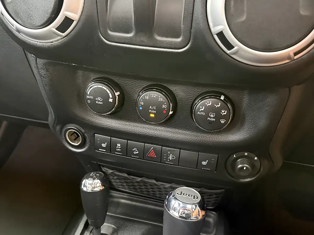 Used 2012 Jeep Wrangler Overland Black - Interior and Exterior details 7