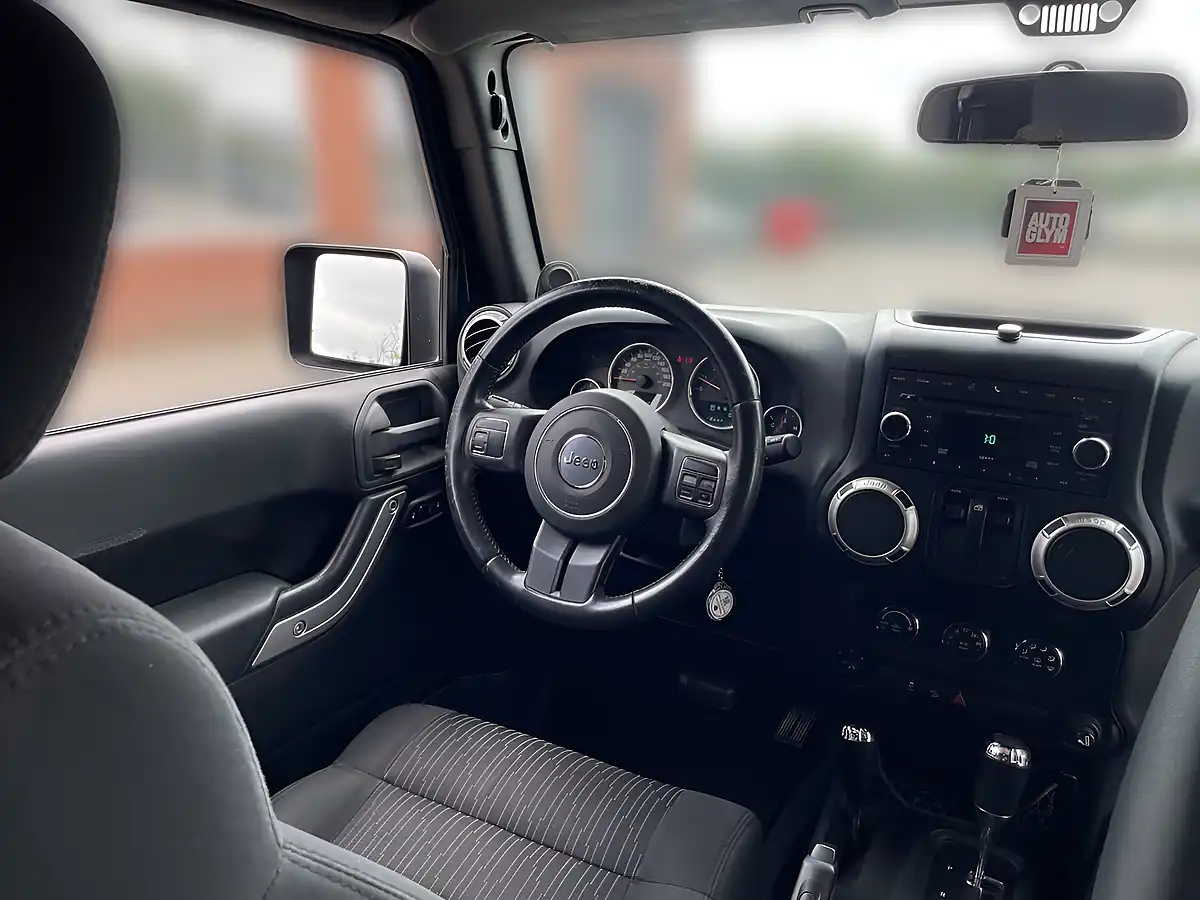 Used 2012 Jeep Wrangler Sahara Metallic Green - Interior and Exterior details 8