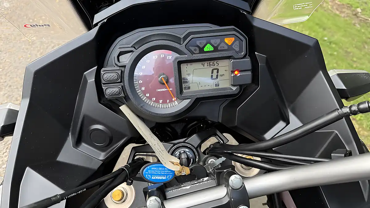 Used 2012 Kawasaki Versys Grey - Interior and Exterior details 10