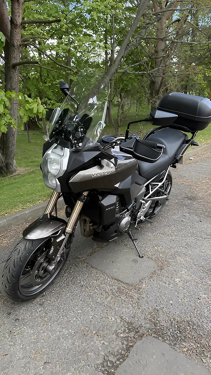 Used 2012 Kawasaki Versys Grey - Interior and Exterior details 15