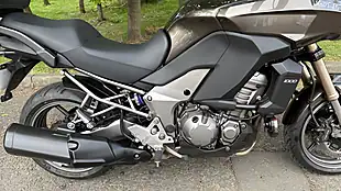 Used 2012 Kawasaki Versys Grey - Interior and Exterior details 6
