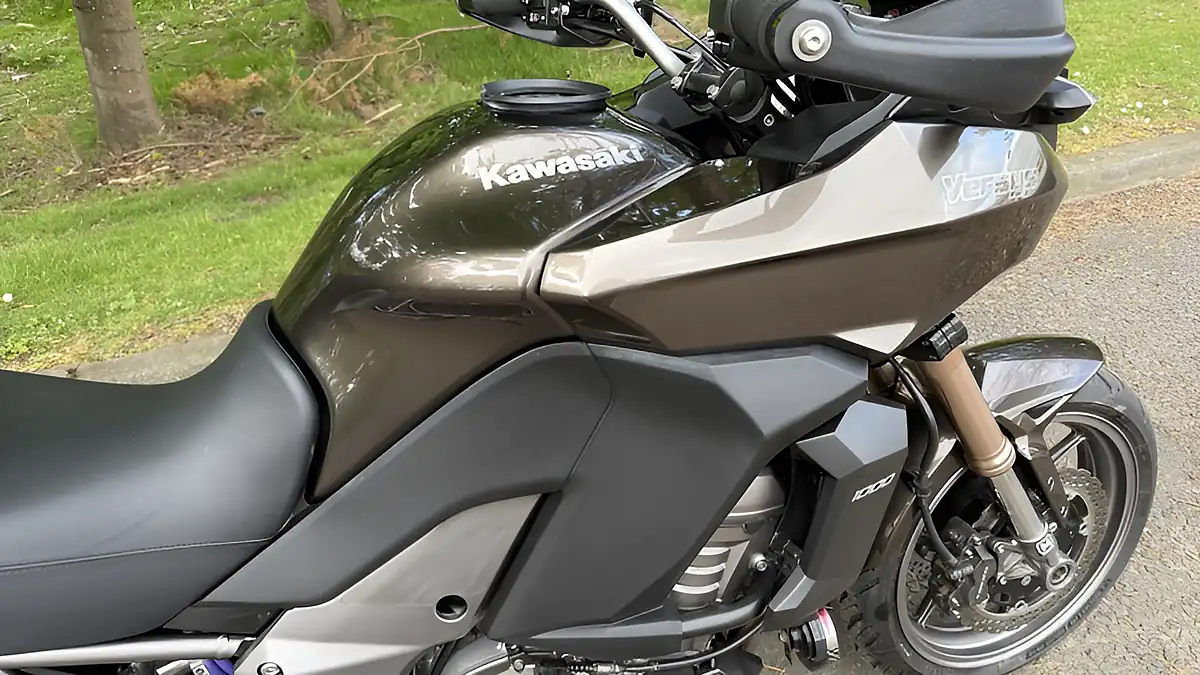 Used 2012 Kawasaki Versys Grey - Interior and Exterior details 8
