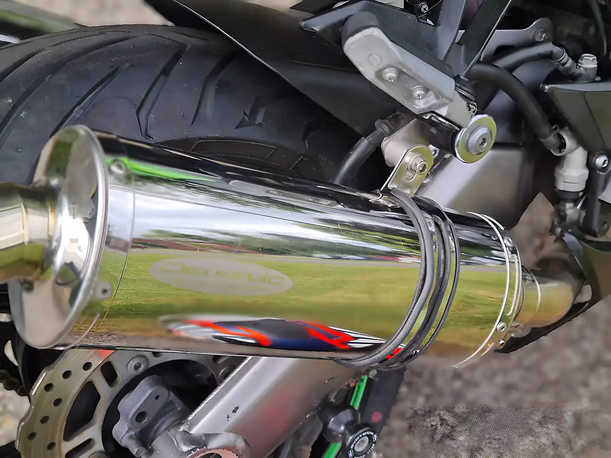 Used 2012 Kawasaki Z1000SX Sx Green - Interior and Exterior details 15