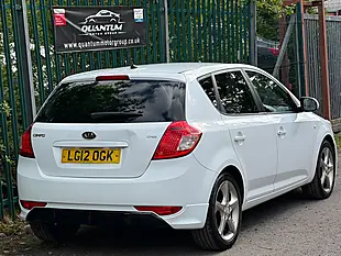 Used 2012 Kia Ceed 3 White - Interior and Exterior details 7