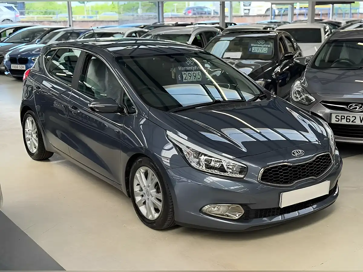 Used 2012 Kia Ceed Ecodynamics 2 Blue - Front View