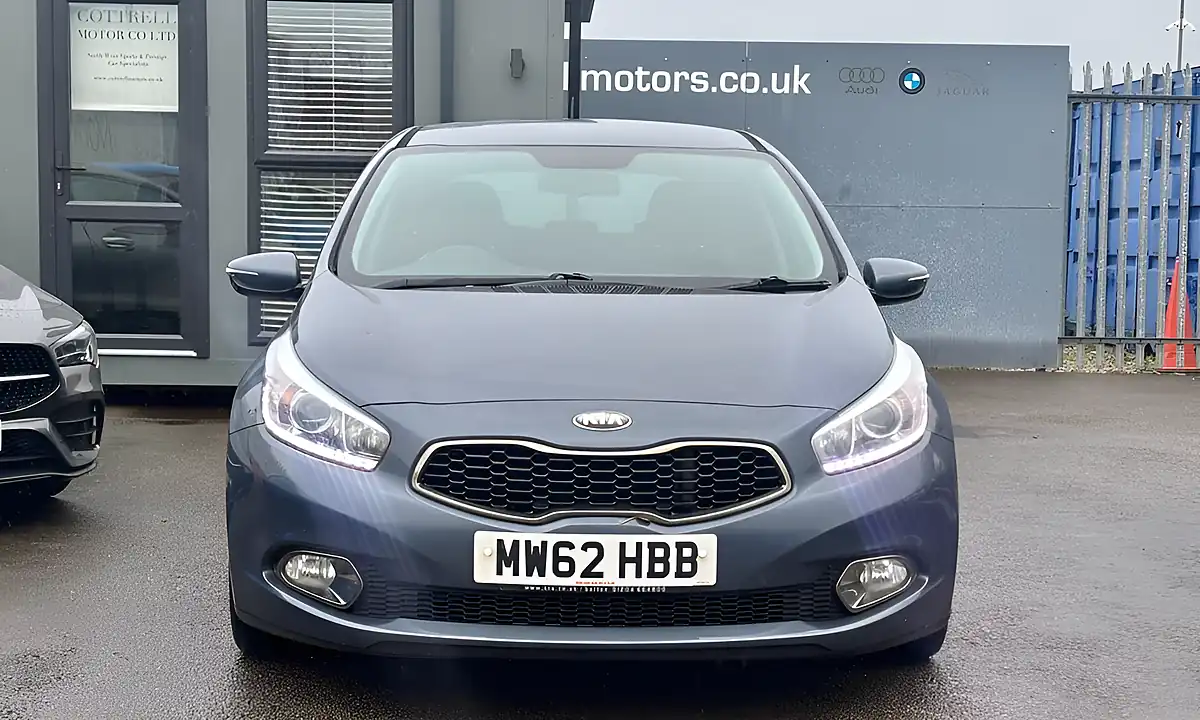 Used 2012 Kia Ceed Ecodynamics 2 Blue - Interior and Exterior details 2