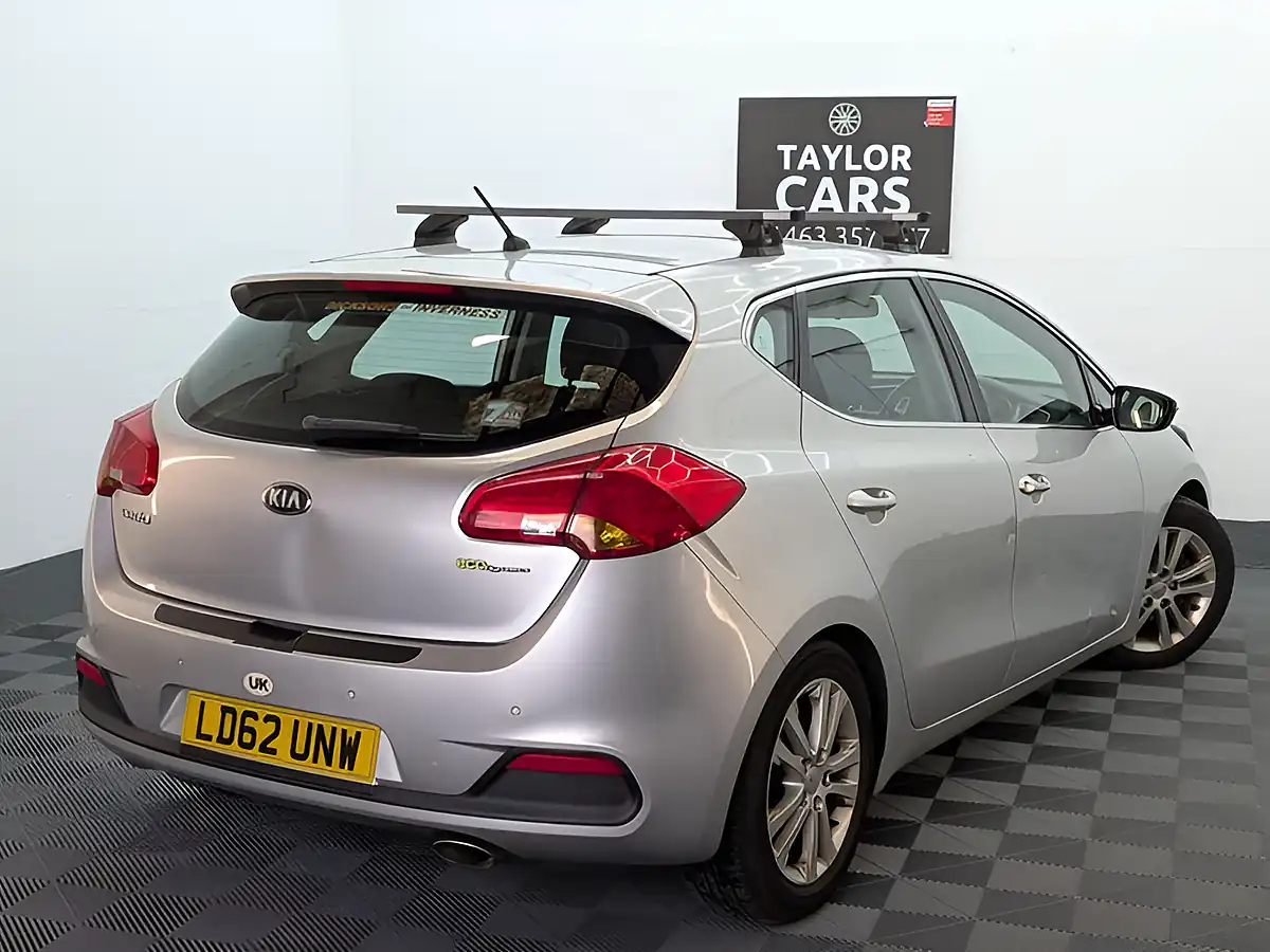 Used 2012 Kia Ceed Ecodynamics 2 Silver - Interior and Exterior details 5
