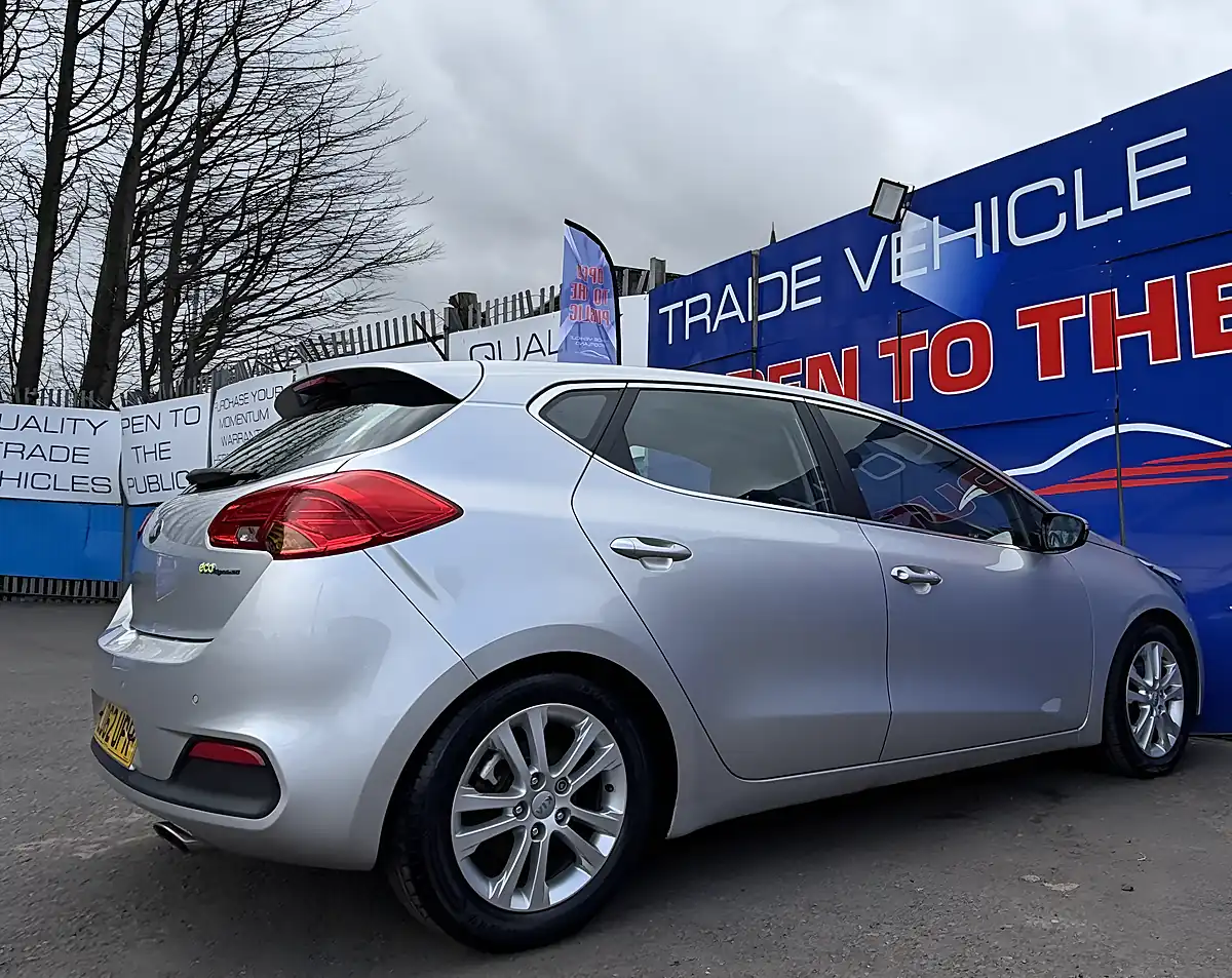 Used 2012 Kia Ceed Ecodynamics 2 Silver - Interior and Exterior details 10