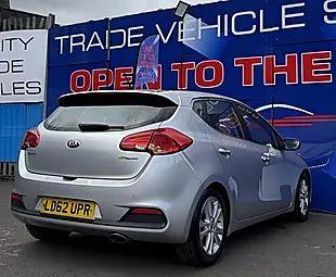 Used 2012 Kia Ceed Ecodynamics 2 Silver - Interior and Exterior details 9