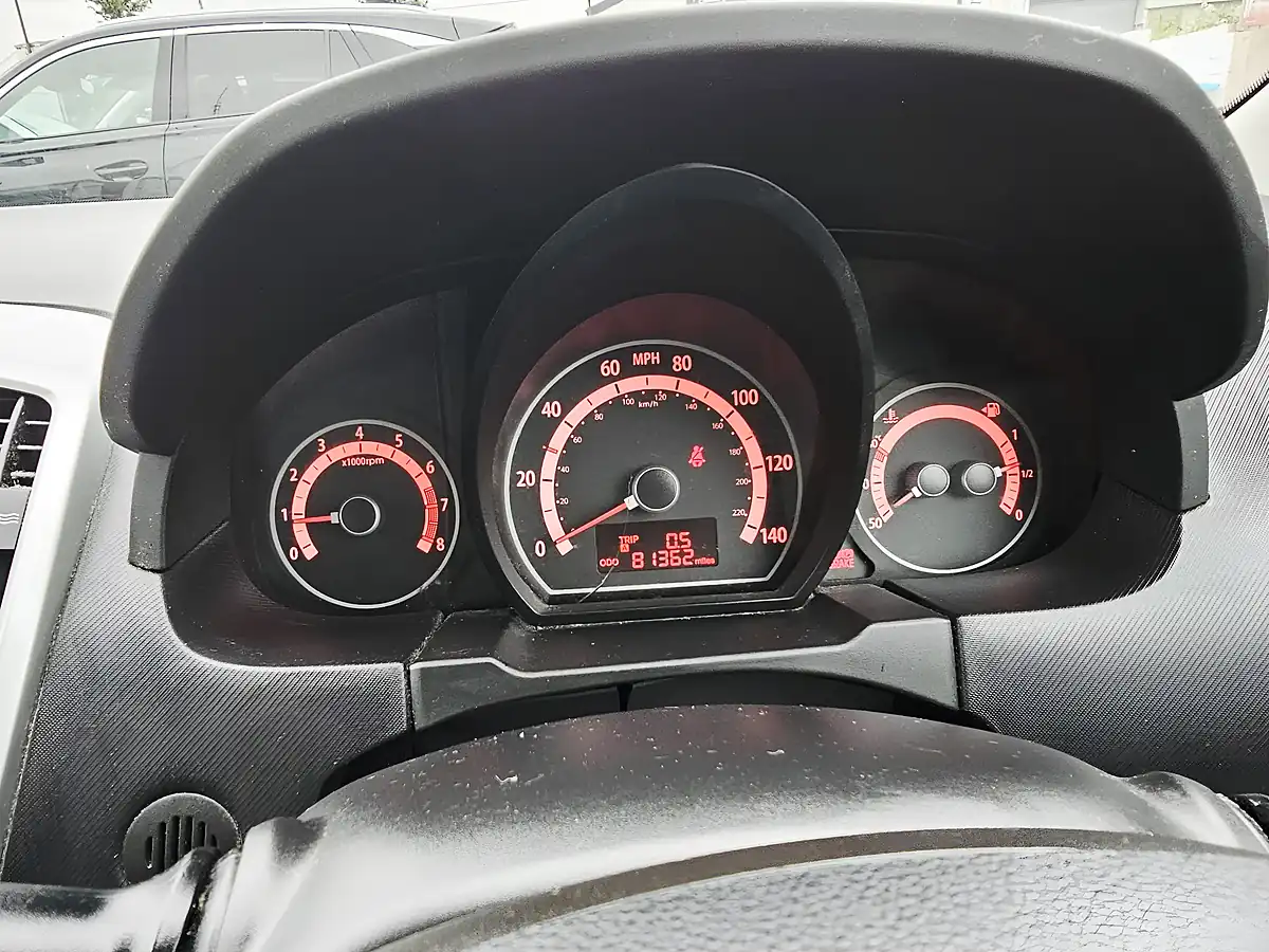 Used 2012 Kia Ceed VR-7 Silver - Interior and Exterior details 14