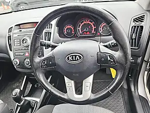 Used 2012 Kia Ceed VR-7 Silver - Interior and Exterior details 15
