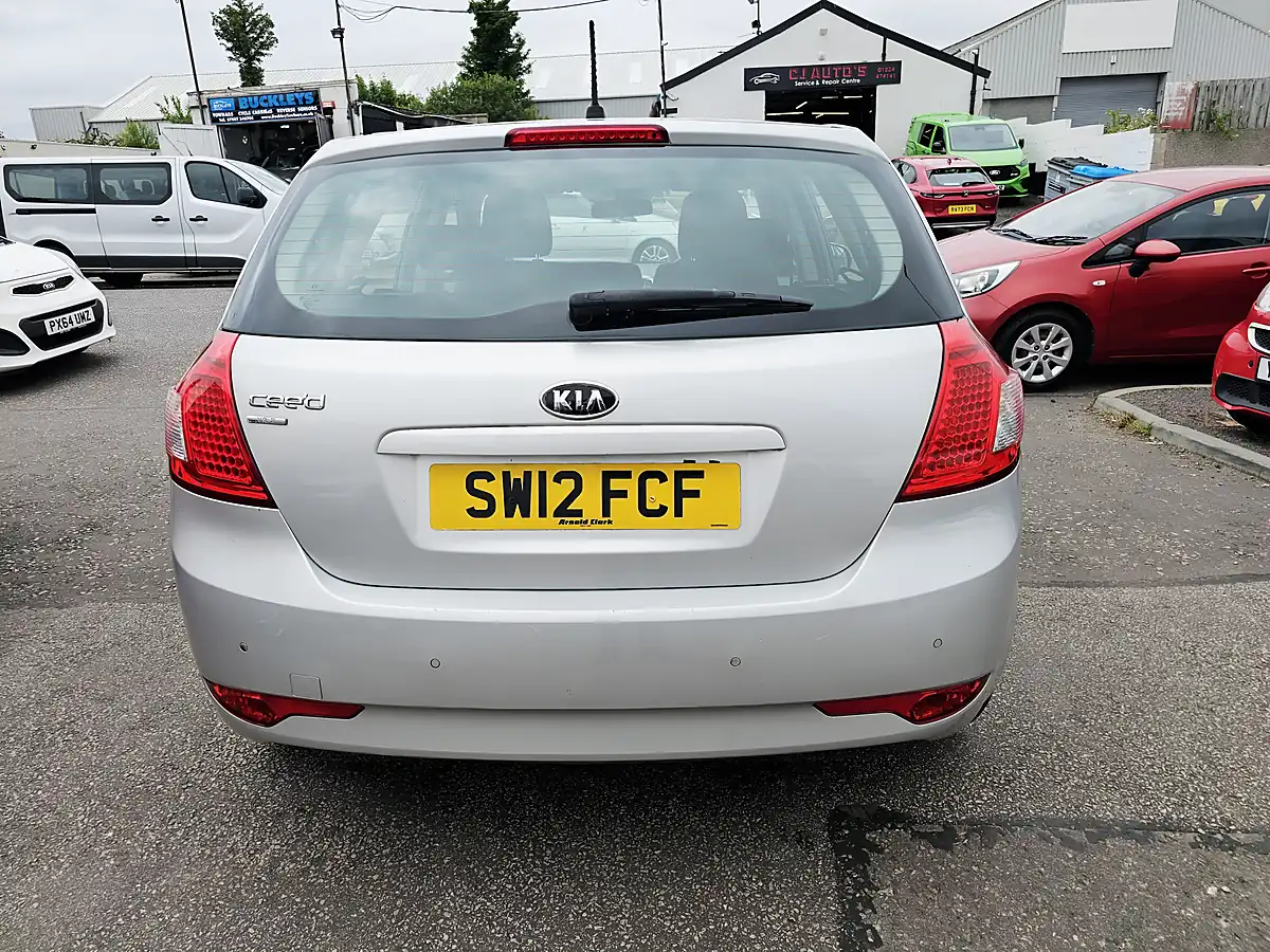 Used 2012 Kia Ceed VR-7 Silver - Interior and Exterior details 4