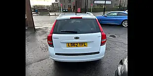 Used 2012 Kia Ceed White - Interior and Exterior details 5