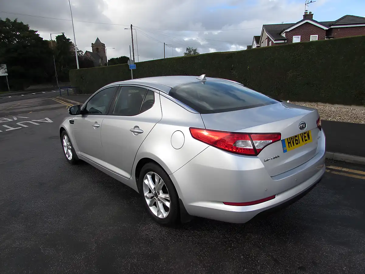 Used 2012 Kia Optima 2 Tech Silver - Interior and Exterior details 3