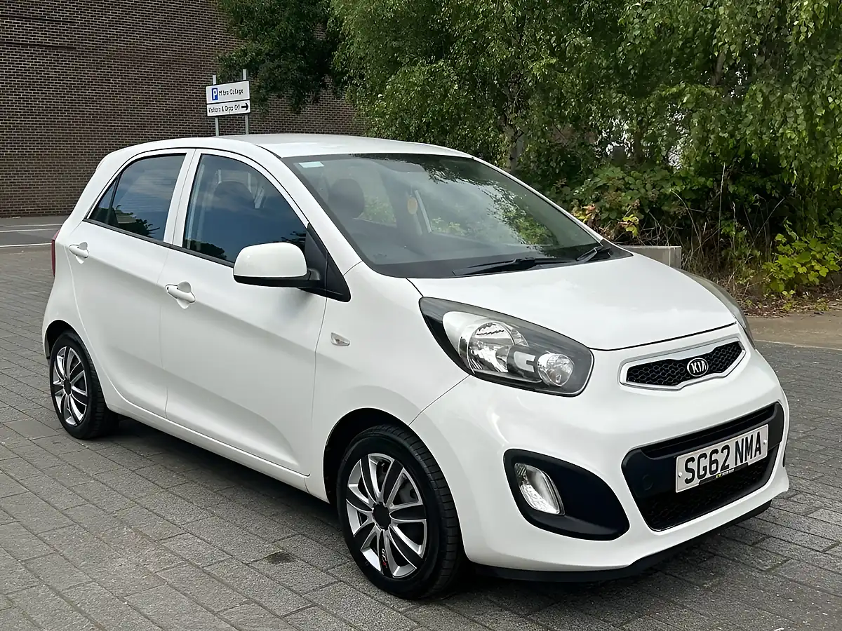 Used 2012 Kia Picanto 1 White - Front View