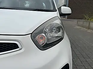 Used 2012 Kia Picanto 1 White - Interior and Exterior details 10