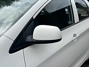 Used 2012 Kia Picanto 1 White - Interior and Exterior details 8