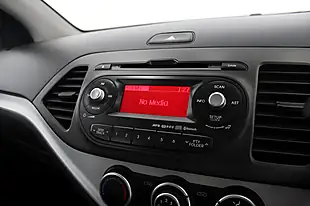 Used 2012 Kia Picanto 2 Black - Interior and Exterior details 15