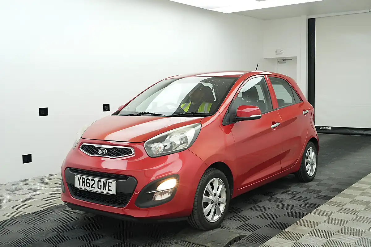 Used 2012 Kia Picanto 2 Red - Interior and Exterior details 2