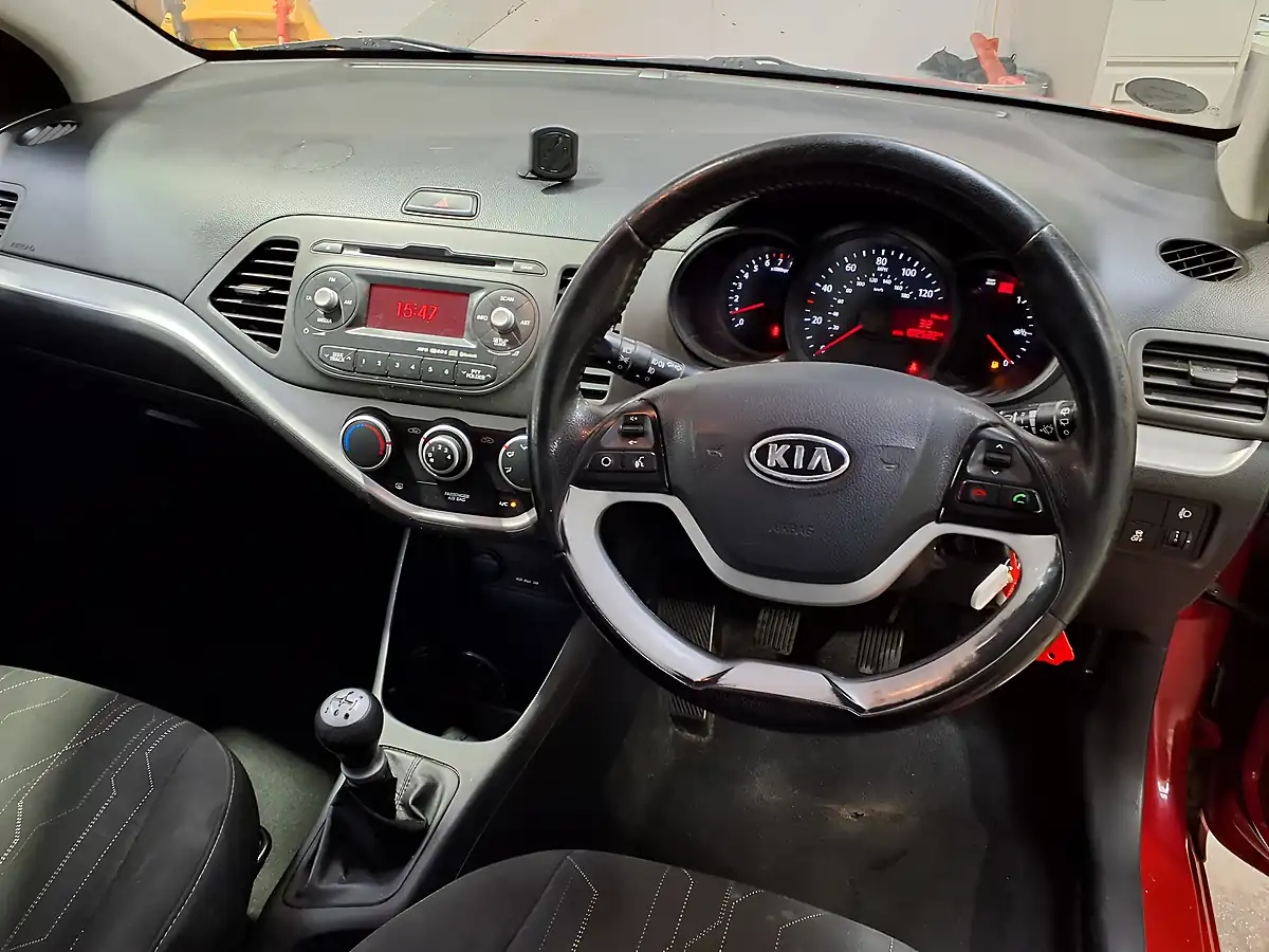 Used 2012 Kia Picanto 2 Red - Interior and Exterior details 7