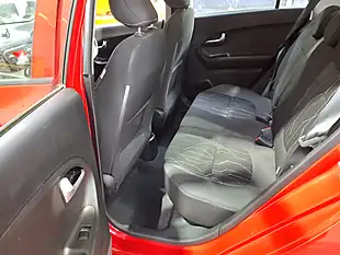 Used 2012 Kia Picanto 2 Red - Interior and Exterior details 9