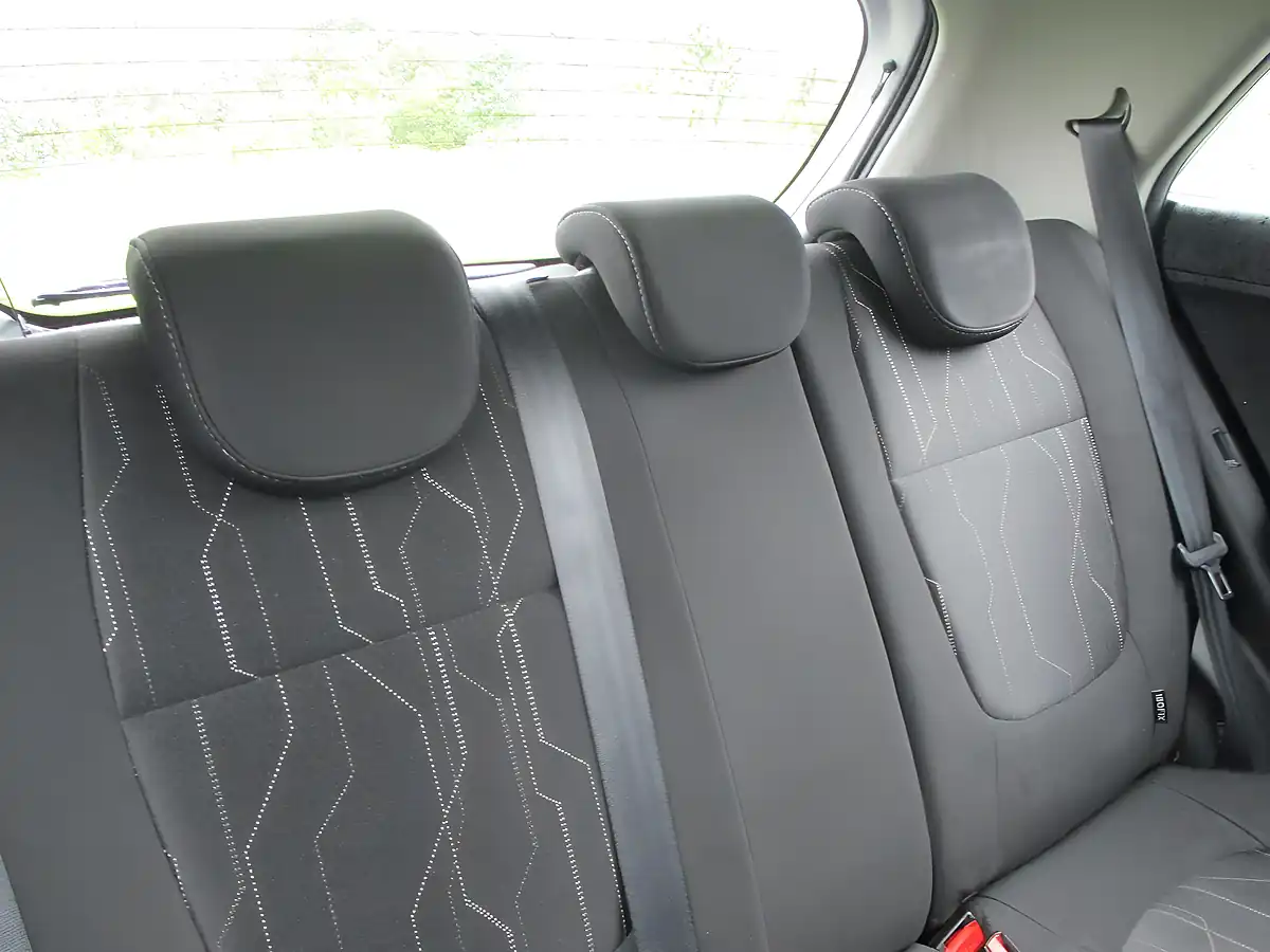 Used 2012 Kia Picanto 2 Silver - Interior and Exterior details 15