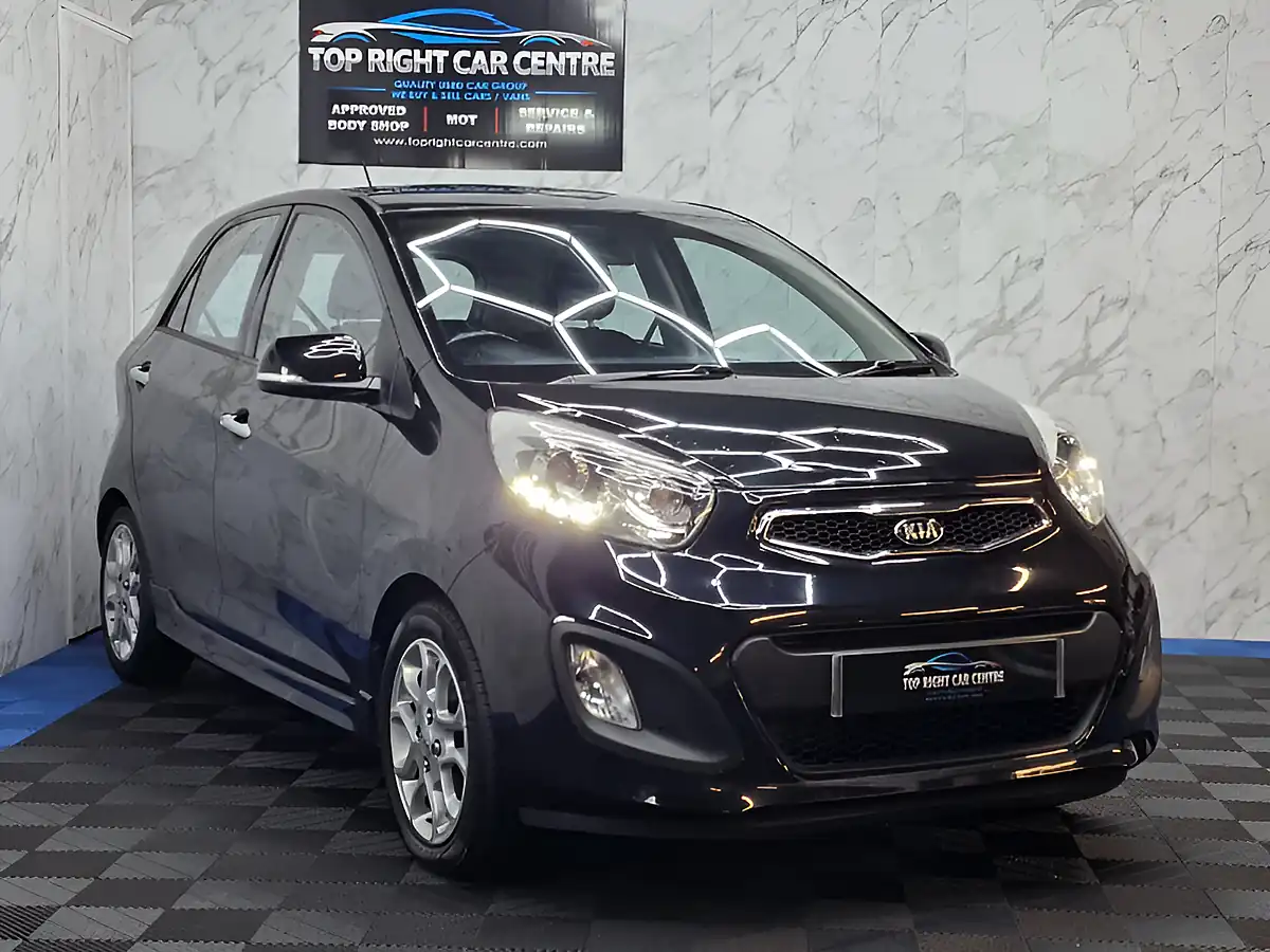 Used 2012 Kia Picanto 3 Black - Front View