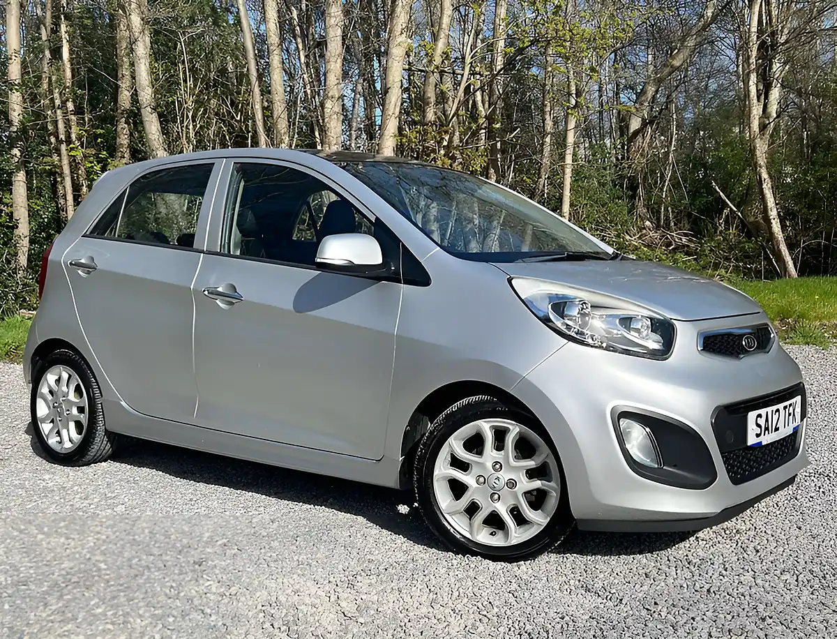 Used 2012 Kia Picanto 3 Bright Silver - Front View