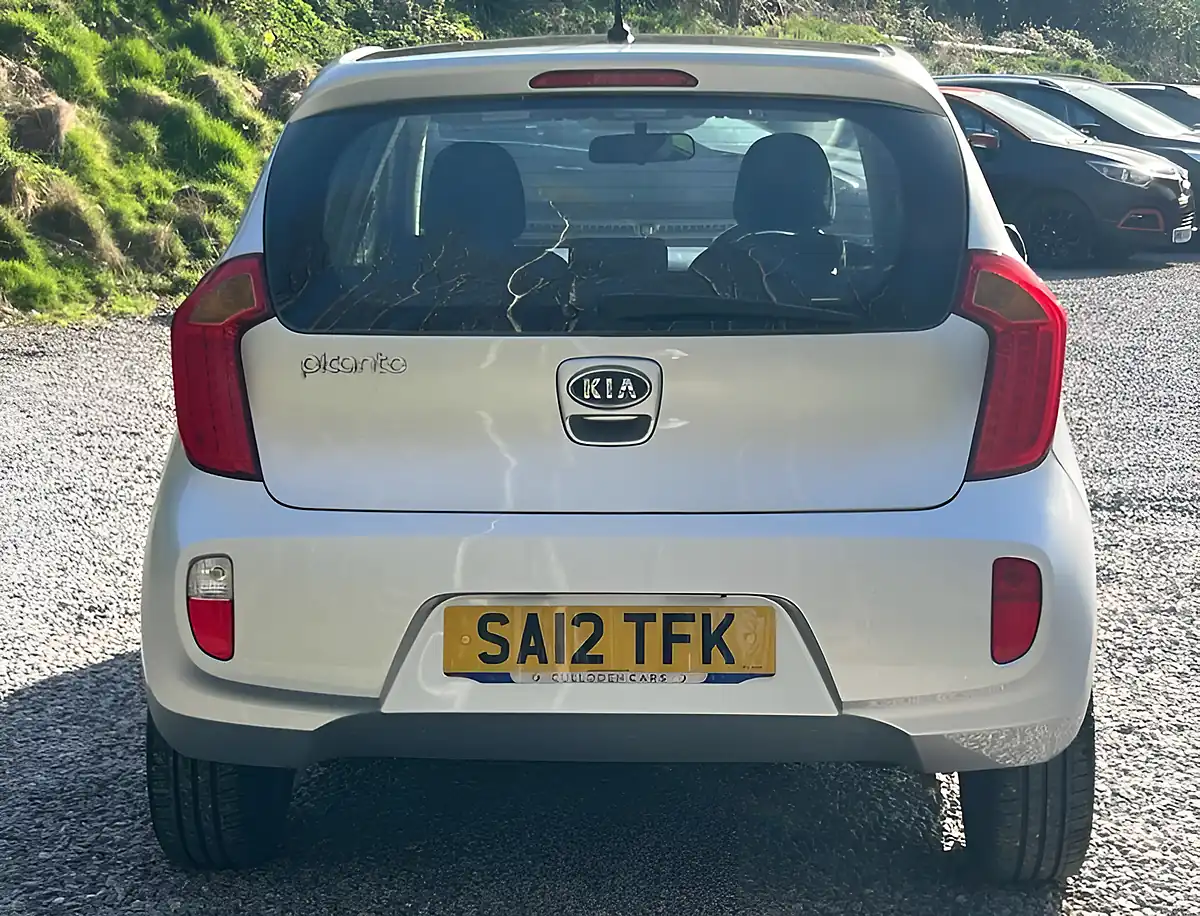 Used 2012 Kia Picanto 3 Bright Silver - Interior and Exterior details 4