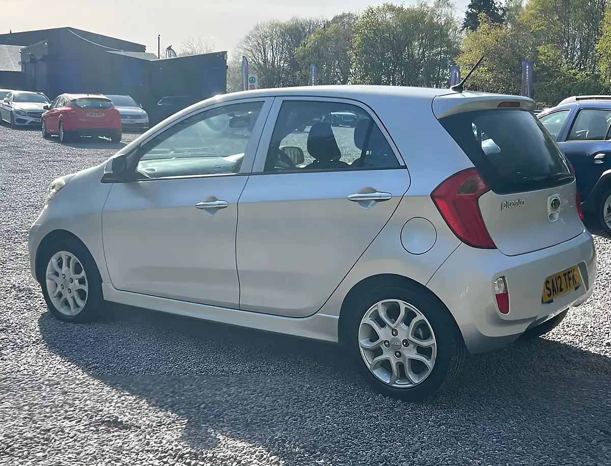 Used 2012 Kia Picanto 3 Bright Silver - Interior and Exterior details 5