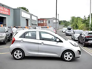 Used 2012 Kia Picanto Air Silver - Interior and Exterior details 9