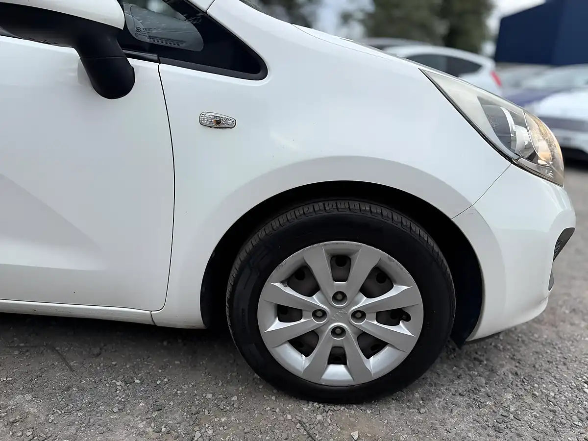 Used 2012 Kia Rio 1 Air White - Interior and Exterior details 19