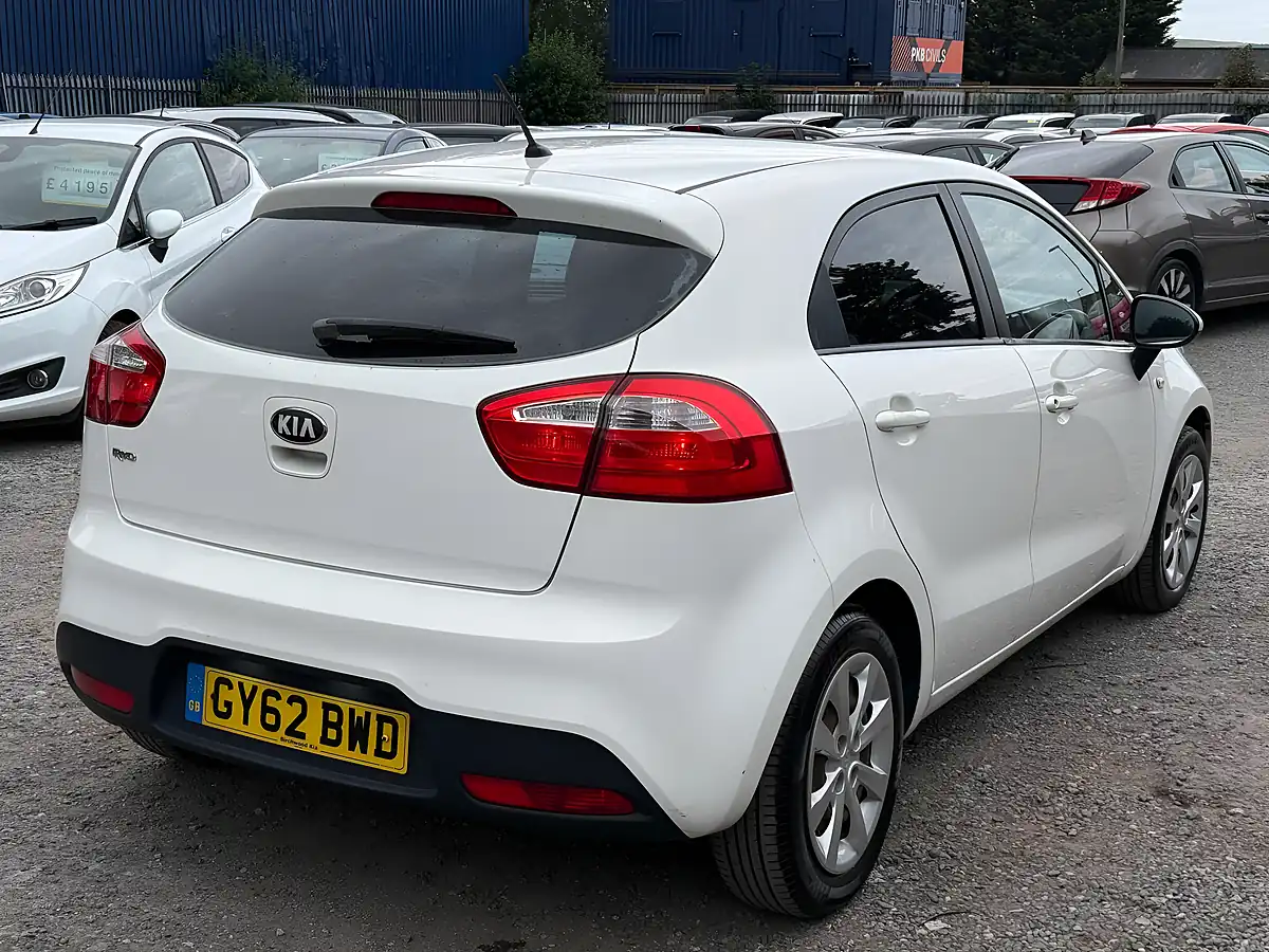Used 2012 Kia Rio 1 Air White - Interior and Exterior details 8
