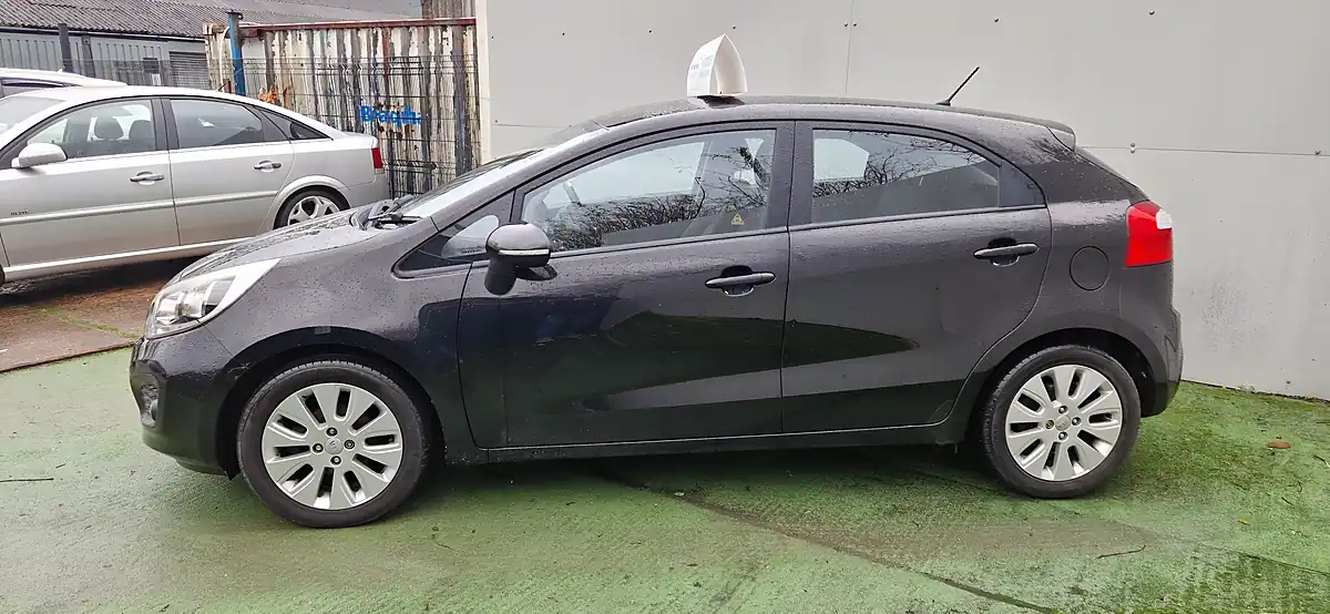 Used 2012 Kia Rio 2 Ecodynamics Black - Interior and Exterior details 7